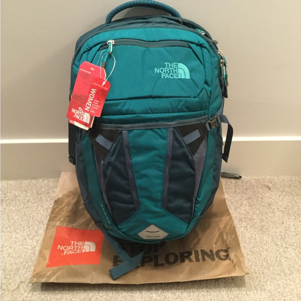 NWT The North Face Women’s Recon Backpack